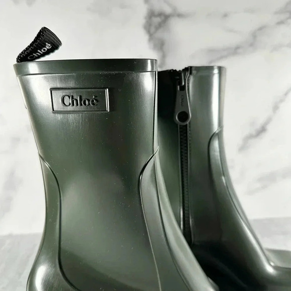 *NEW* Forest green Chloe rain boots size 10 - Picture 2 of 6